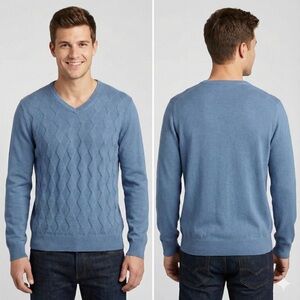 Lyle & Scott Sky Blue V-Neck Sweater